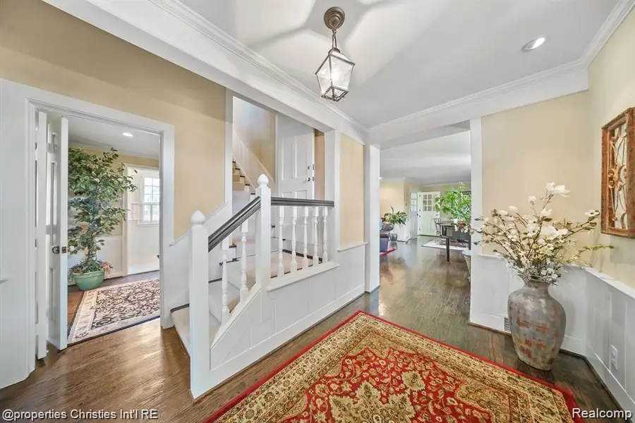 6050 W Surrey, Bloomfield Hills, MI 48301 - #3