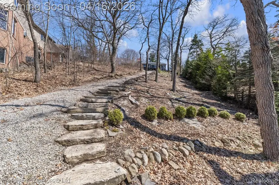 3525 Whitfield, Waterford, MI 48329 - #2