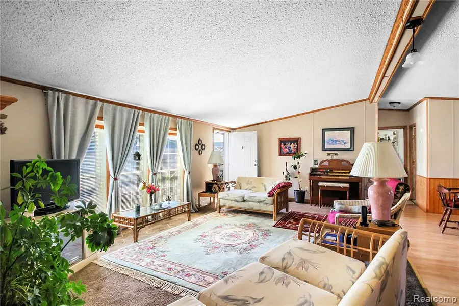 13617 Orchard View, Carleton, MI 48117 - #3