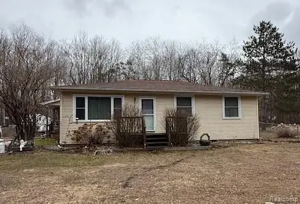 7813 Rookway, Bridgeport, MI 48722