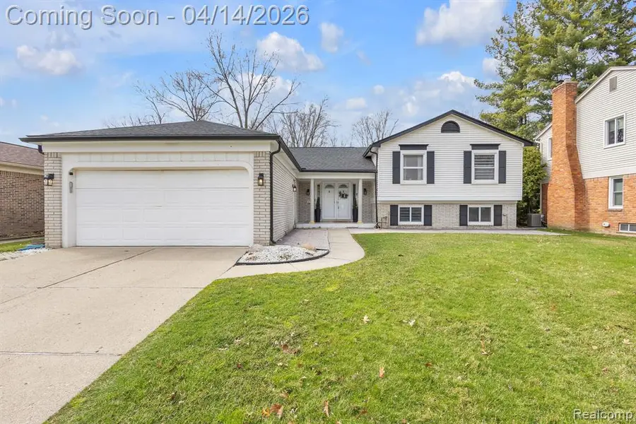 14549 Riverside, Livonia, MI 48154 - #2