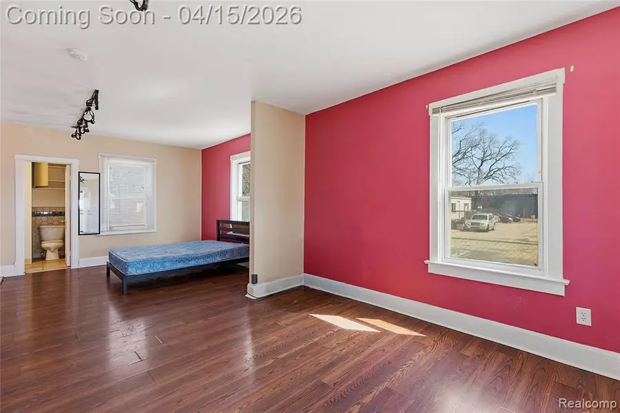 11429 E 8 Mile, Warren, MI 48089 - #2