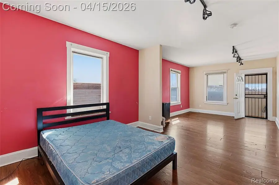 11429 E 8 Mile, Warren, MI 48089 - #3