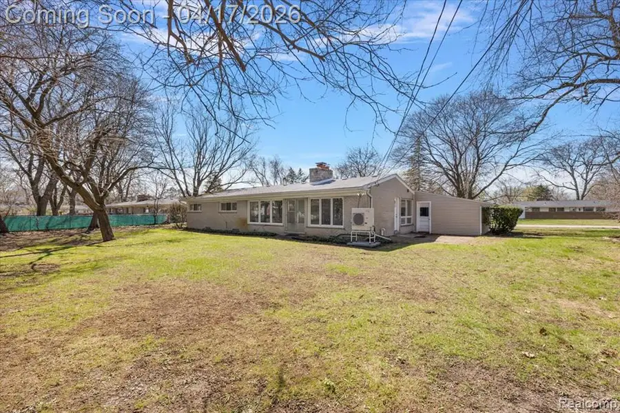 32430 Nottingham, Farmington Hills, MI 48334 - #3