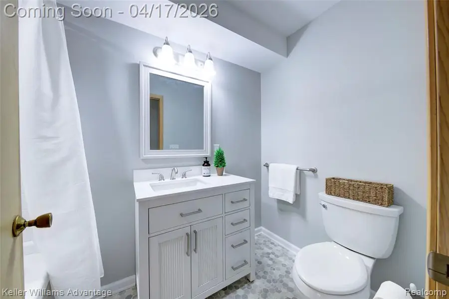 29537 Greenland, Livonia, MI 48154 - #3