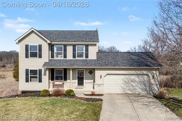 439 Brentwood, Pinckney, MI 48169