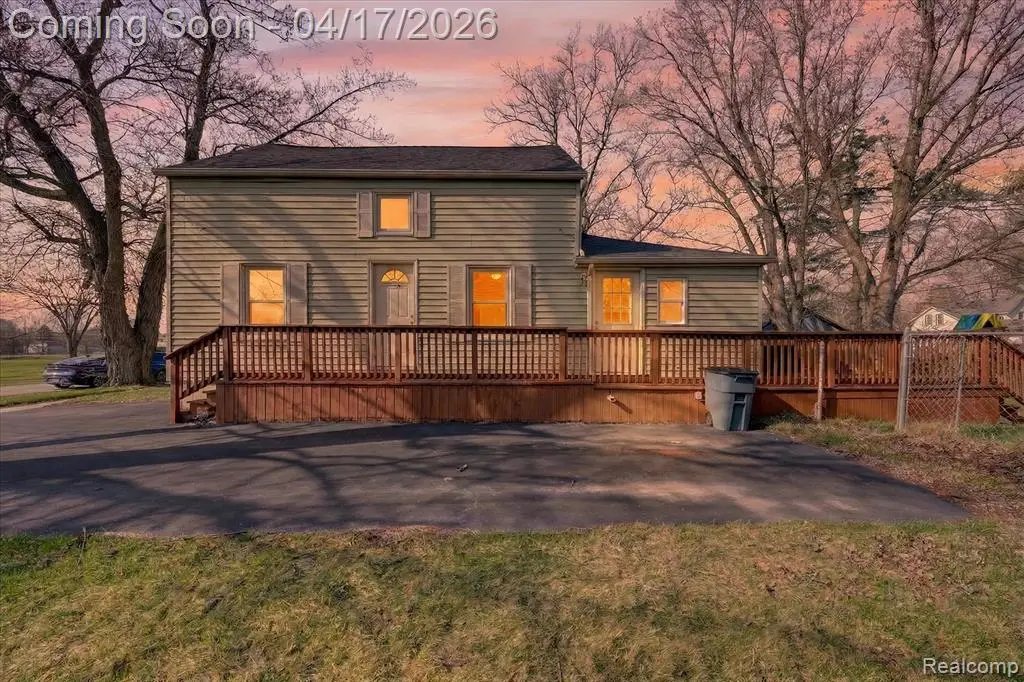 102 S Matteson, Capac, MI 48014 - #1