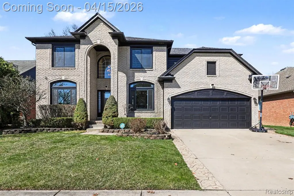 45229 Thorn Tree, Macomb, MI 48044 - #1