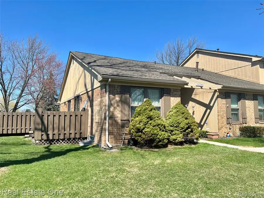 31773 Ivy Lane #113, Warren, MI 48093 - #2