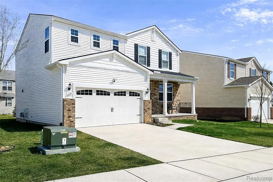 6037 Fieldstone, South Lyon, MI 48178 - #3