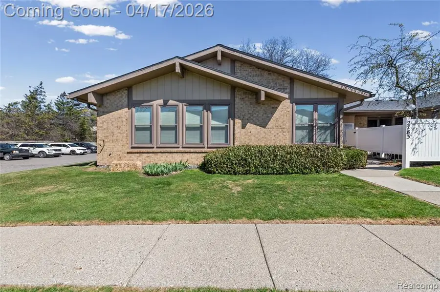 2783 Roundtree, Troy, MI 48083 - #3