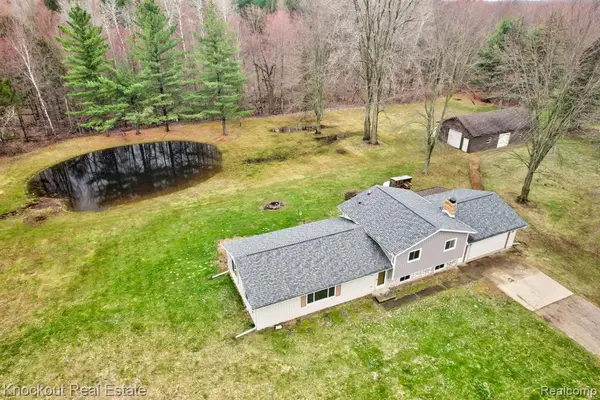 3467 Pebble Creek, Vassar, MI 48768