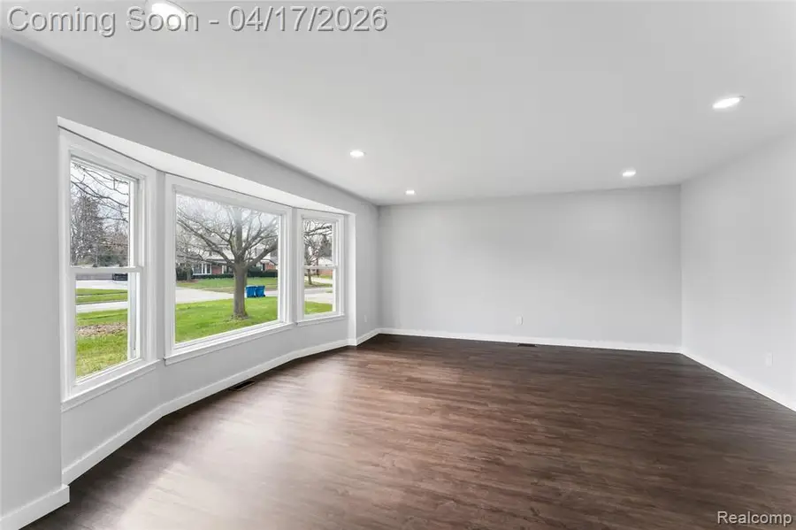 337 Bella Vista, Grand Blanc, MI 48439 - #3