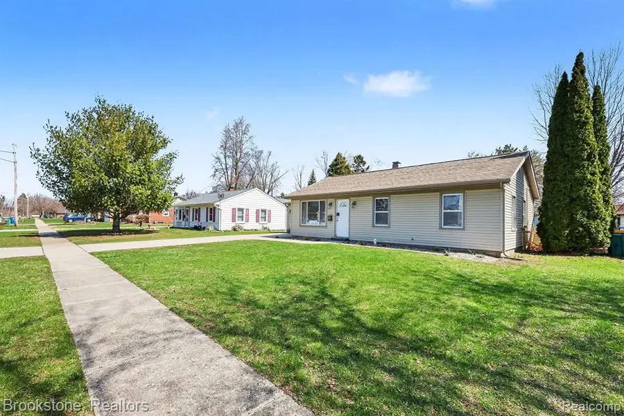 70424 Karen, Richmond, MI 48062 - #3