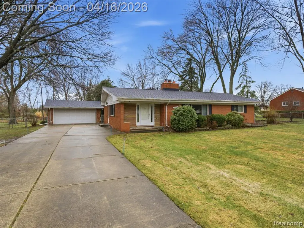 192 Booth, Troy, MI 48085 - #1