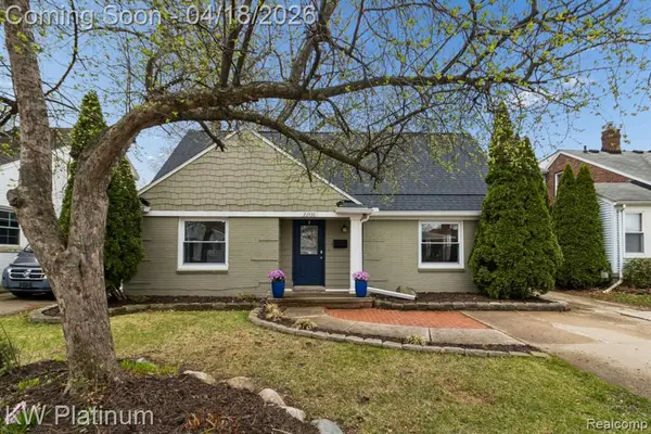 22436 Lakeland, Saint Clair Shores, MI 48081