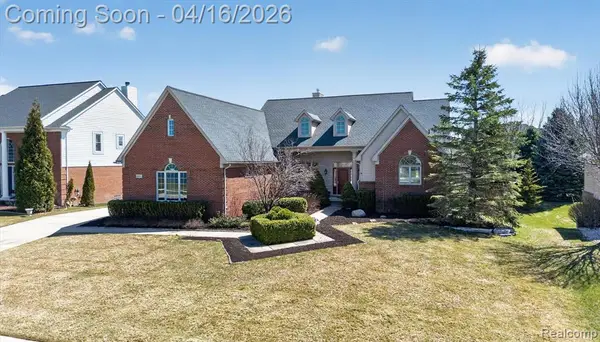 625 Southshore, Oxford, MI 48371