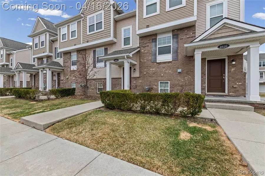 4616 Bradley, Troy, MI 48085 - #2