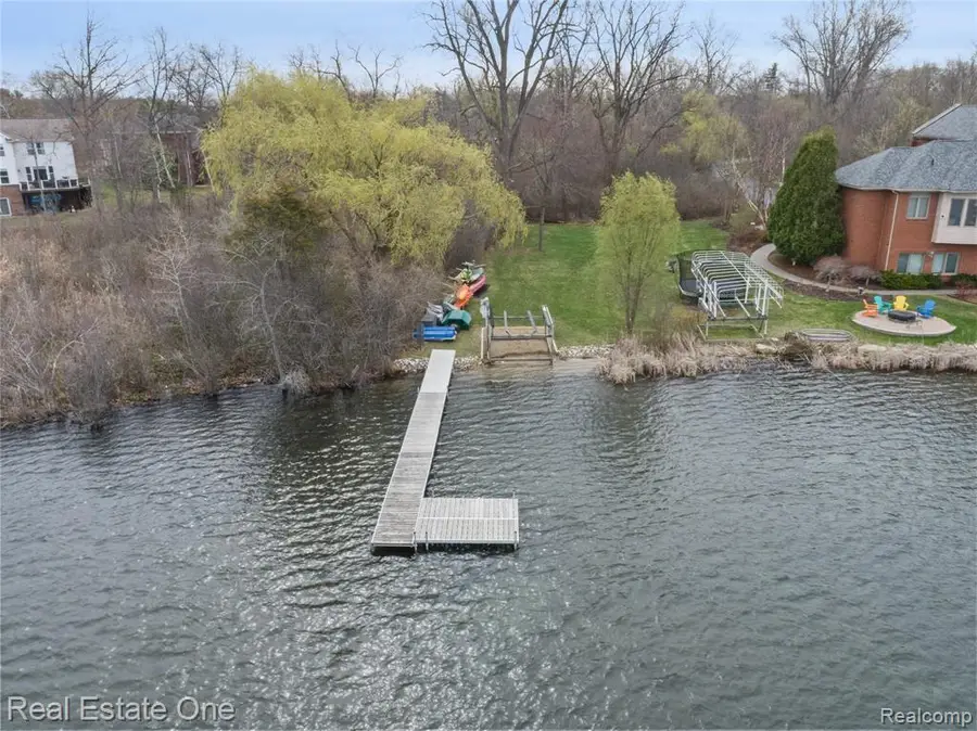 508 Woodstone, White Lake, MI 48386 - #2