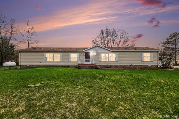 7689 Sidney, Greenville, MI 48838