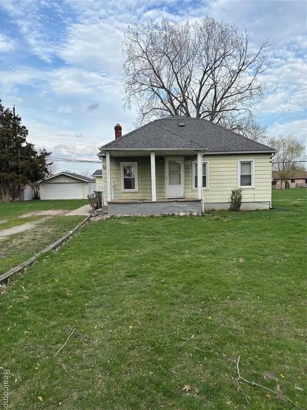 15151 Drysdale, Southgate, MI 48195