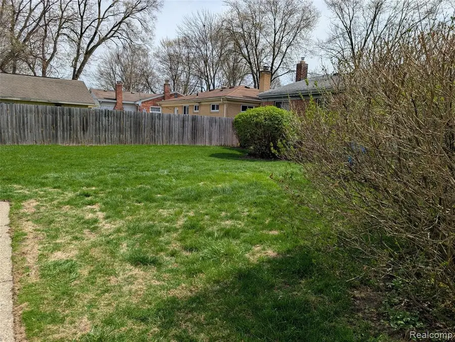 318 Royal Park, Madison Heights, MI 48071 - #3