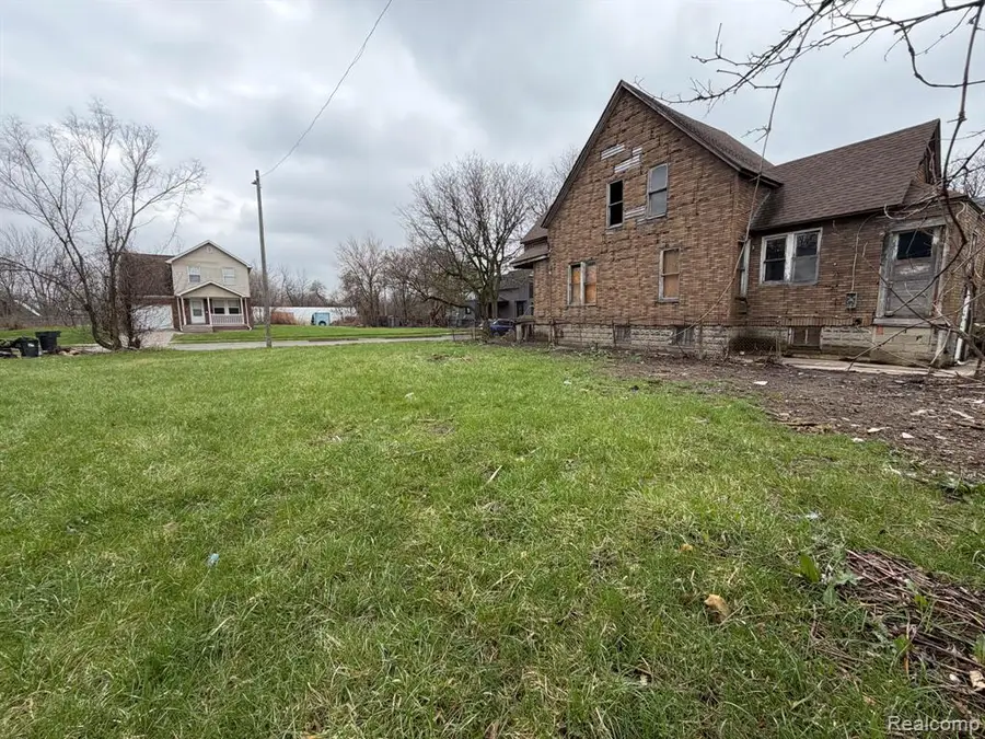 2540 W Forest, Detroit, MI 48208 - #3