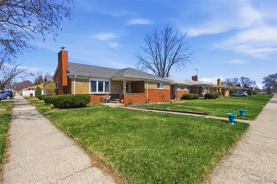 17005 Collinson, Eastpointe, MI 48021 - #2