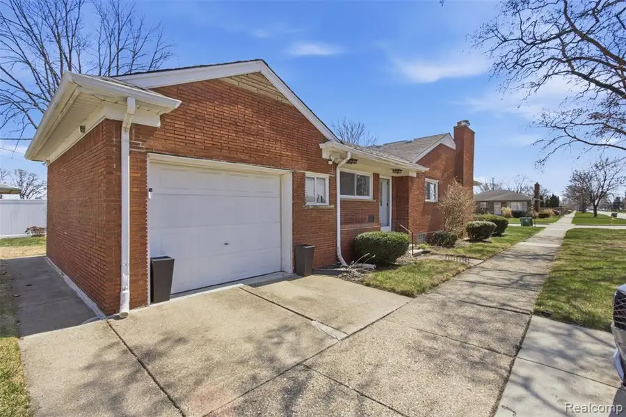 17005 Collinson, Eastpointe, MI 48021 - #3