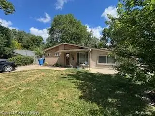 22848 N Brookside, Dearborn Heights, MI 48125 - #2