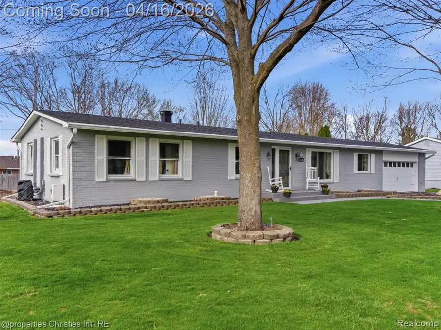 2435 Pfeifle, Howell, MI 48843 - #3