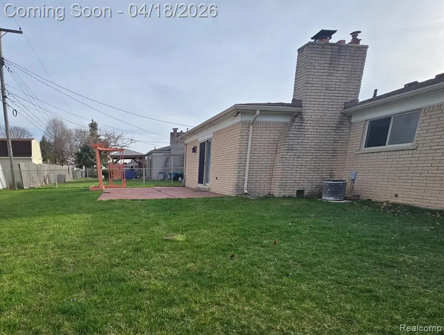 33742 Elford, Sterling Heights, MI 48312 - #2