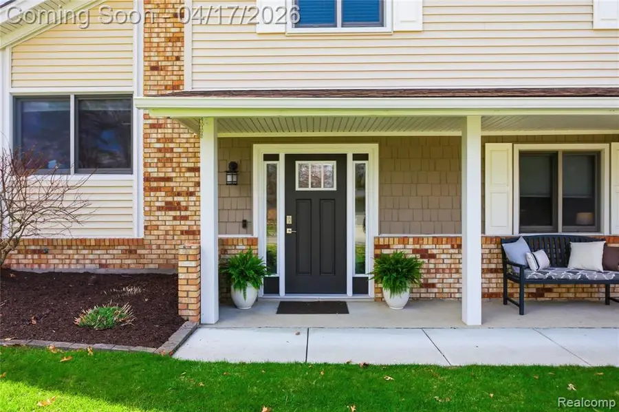 3389 Shawnee, Waterford, MI 48329 - #3