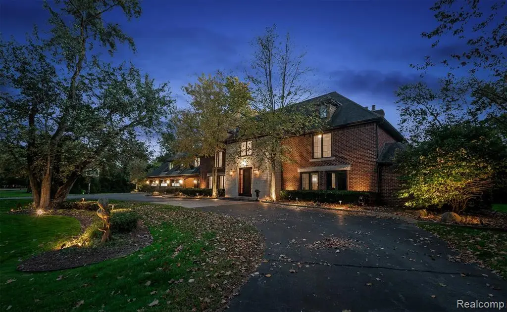 25325 Devon, Franklin, MI 48025 - #1