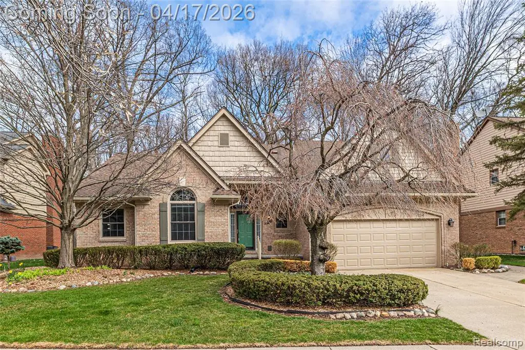 734 Lake Ridge, Rochester Hills, MI 48307 - #1