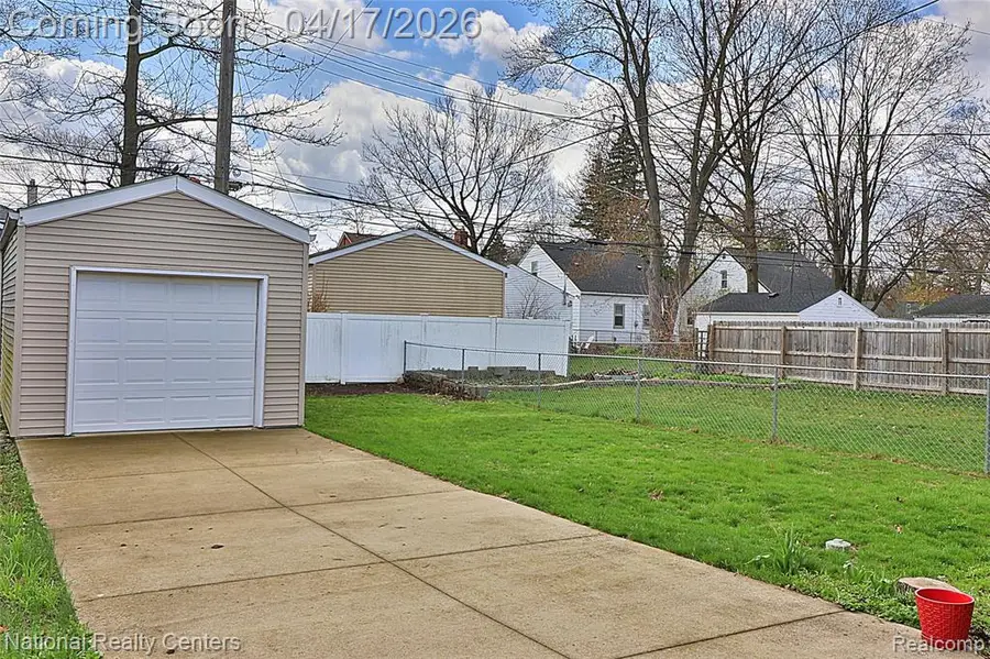 486 University, Ferndale, MI 48220 - #3