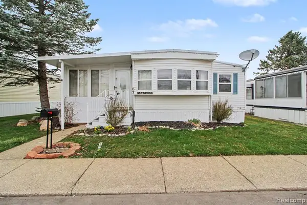 39500 Warren Rd #98, Canton, MI 48187