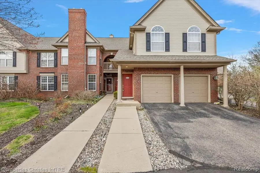 28360 Carlton Way, Novi, MI 48377 - #2