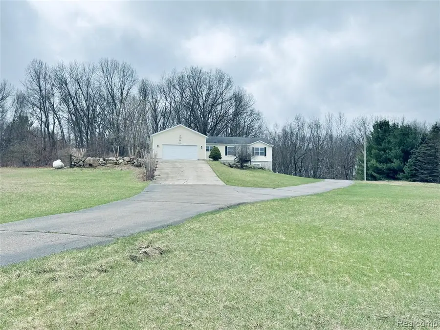 4300 Center, Linden, MI 48451 - #2