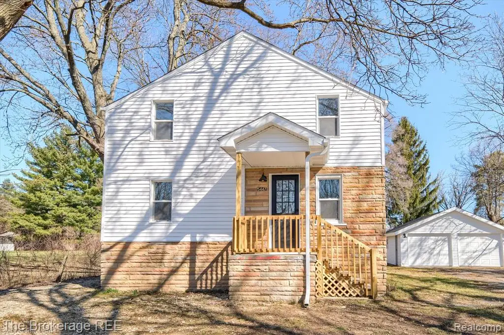 5447 Sitka, Burton, MI 48519 - #1