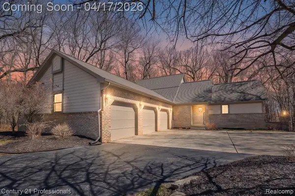 624 Highland, Oxford, MI 48371
