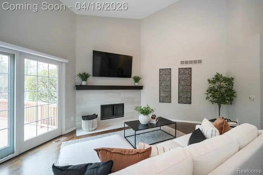 3598 Sahalee, Rochester Hills, MI 48309 - #3