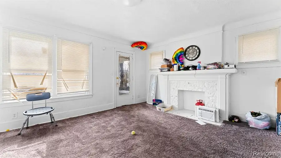 2984 Leslie, Detroit, MI 48238 - #2