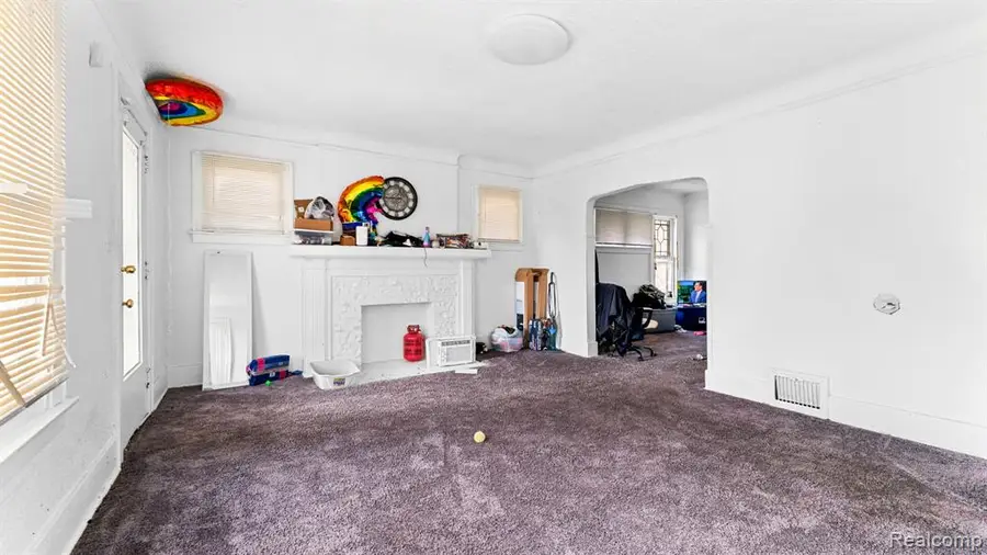 2984 Leslie, Detroit, MI 48238 - #3