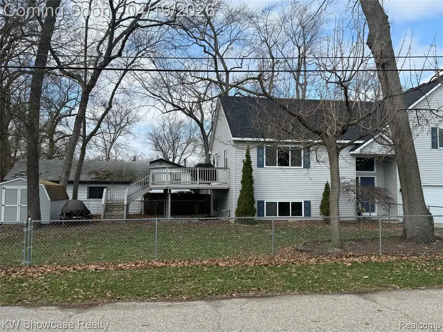 2365 Hartford, Waterford, MI 48327 - #2