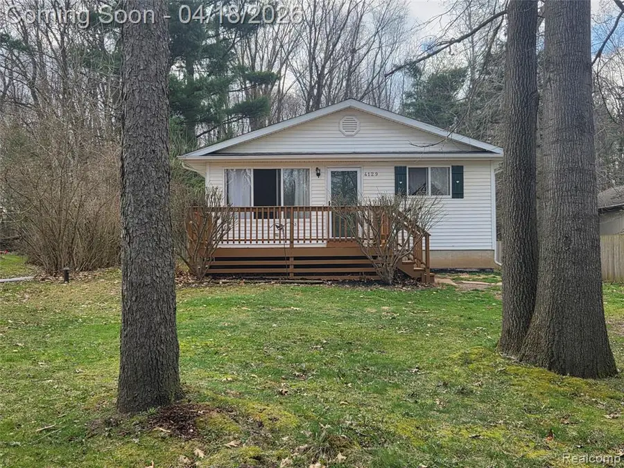 4129 W Allen, Howell, MI 48855 - #3