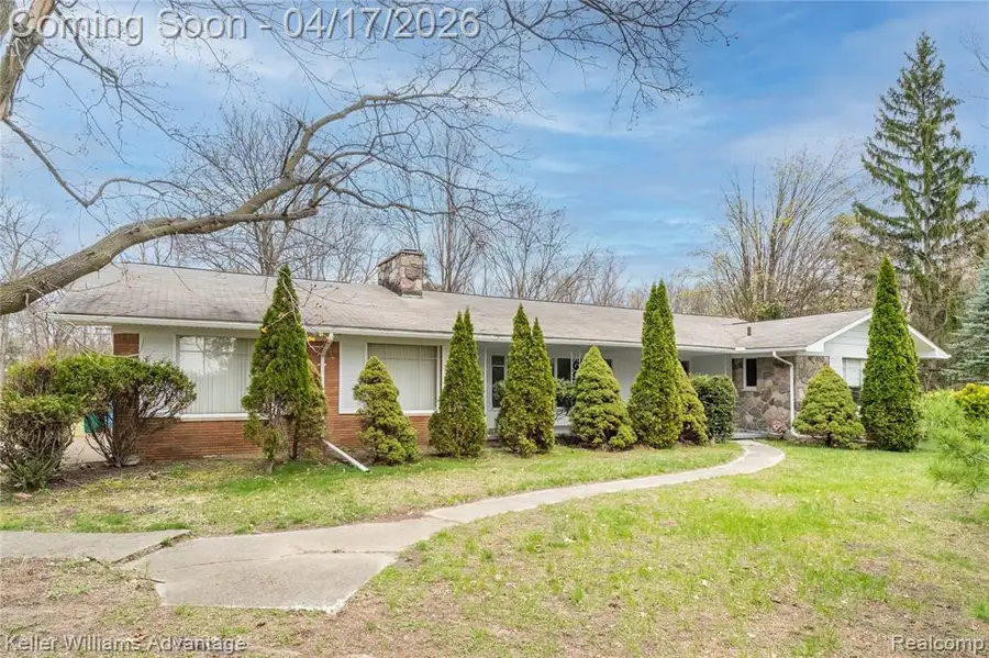 34550 Freedom, Farmington, MI 48335 - #2