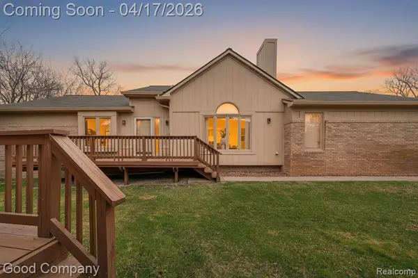 21650 River Ridge, Farmington Hills, MI 48335