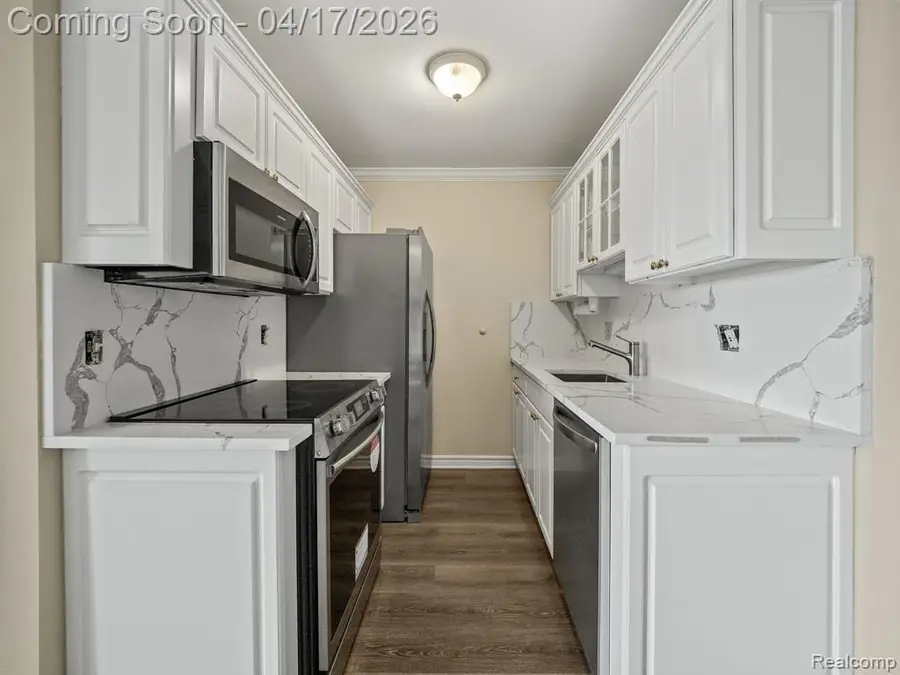 444 Chester #425, Birmingham, MI 48009 - #3