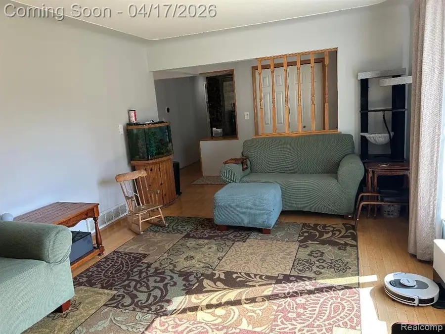 5134 Saint Richard, Utica, MI 48316 - #3